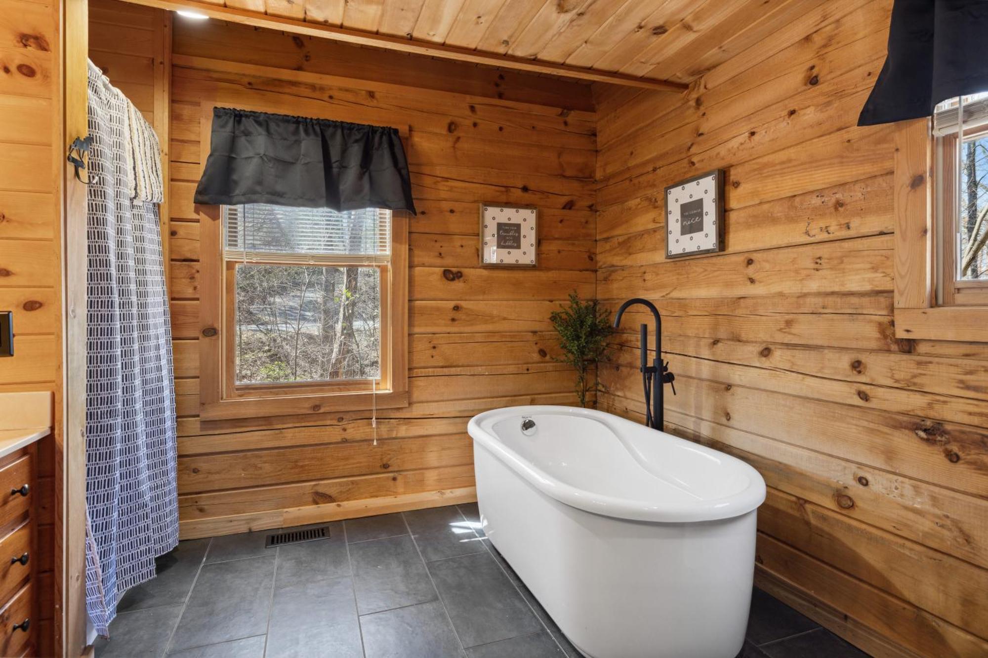 Cozy Family Friendly Cabin With Hot Tub, Near Gatlinburg, Pigeon Forge, Dollywood Sevierville Exteriér fotografie